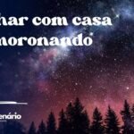 Sonhar com casa desmoronando