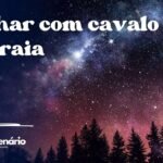 Sonhar com cavalo na praia