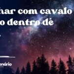 Sonhar com cavalo preto dentro de casa