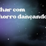 Sonhar com cachorro dançando