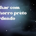 Sonhar com cachorro preto mordendo