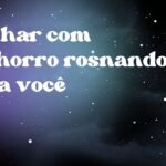 Sonhar com cachorro rosnando para você