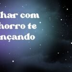 Sonhar com cachorro te avançando