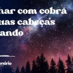 Sonhar com cobra de duas cabeças atacando