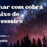 Sonhar com cobra debaixo do travesseiro