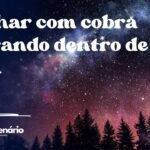 Sonhar com cobra entrando dentro de casa