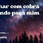 Sonhar com cobra olhando para mim