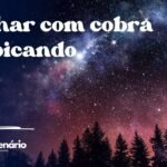 Sonhar com cobra me picando