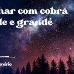 Sonhar com cobra verde e grande