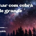 Sonhar com cobra verde grande