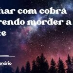 Sonhar com cobra querendo morder a gente