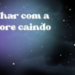Sonhar com a árvore caindo