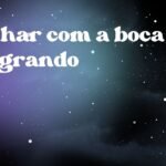 Sonhar com a boca sangrando