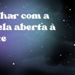 Sonhar com a janela aberta à noite