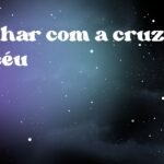 Sonhar com a cruz no céu