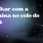 Sonhar com a menina no colo do bebê