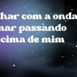 Sonhar com a onda do mar passando por cima de mim