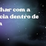 Sonhar com a polícia dentro de casa