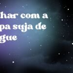 Sonhar com a roupa suja de sangue