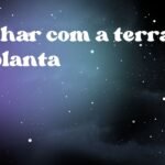 Sonhar com a terra de planta