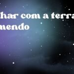 Sonhar com a terra tremendo