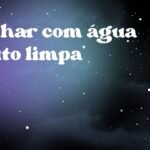 Sonhar com água muito limpa