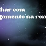 Sonhar com alagamento na rua