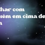 Sonhar com alguém em cima de mim
