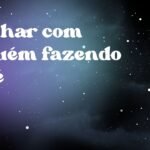 Sonhar com alguém fazendo café