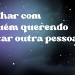 Sonhar com alguém querendo matar outra pessoa