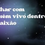 Sonhar com alguém vivo dentro do caixão