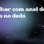 Sonhar com anel de ouro no dedo