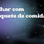 Sonhar com banquete de comida