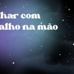 Sonhar com baralho na mão