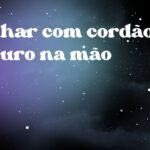Sonhar com cordão de ouro na mão