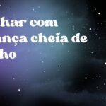 Sonhar com criança cheia de piolho