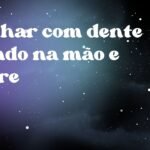 Sonhar com dente caindo na mão e podre