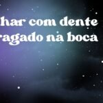 Sonhar com dente estragado na boca