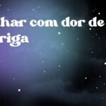 Sonhar com dor de barriga