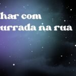Sonhar com enxurrada na rua