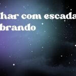 Sonhar com escada quebrando
