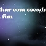 Sonhar com escada sem fim
